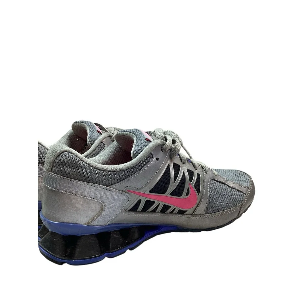 NIKE Reax Run‎ 6 Shoes Womens 11 Grey With Pink Accents Running 472647-004